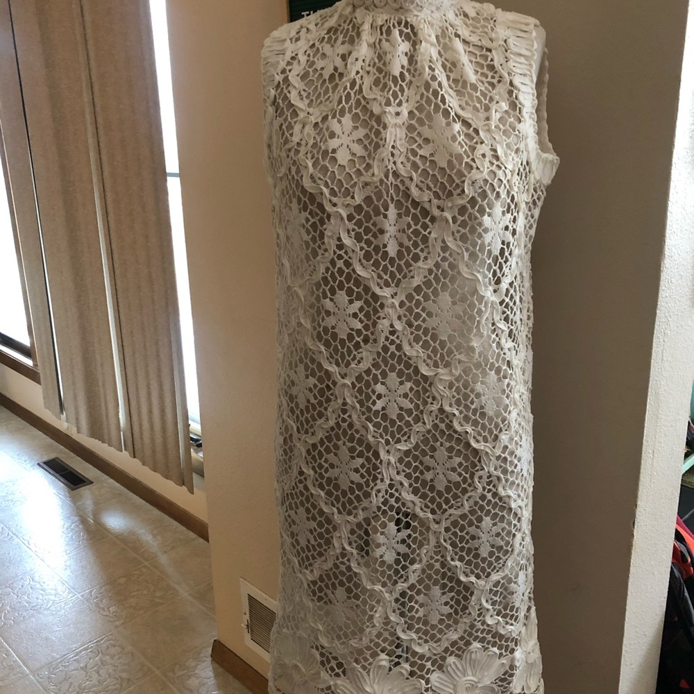 VINTAGE lace sheath dress